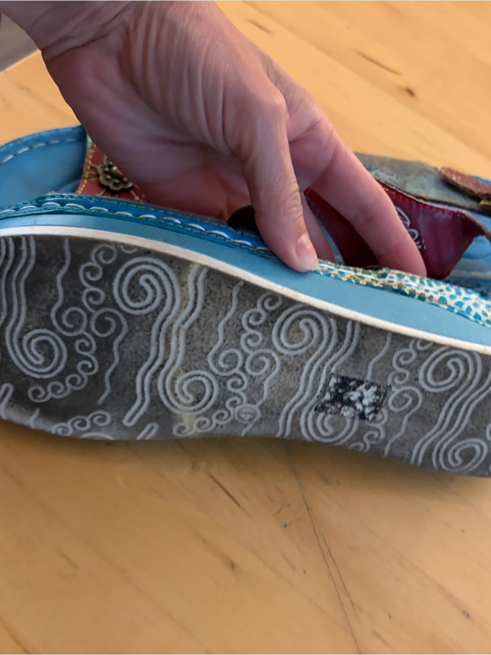 Colorful Embroidered Multi-Color Leather Sandals - Picture 3 of 3